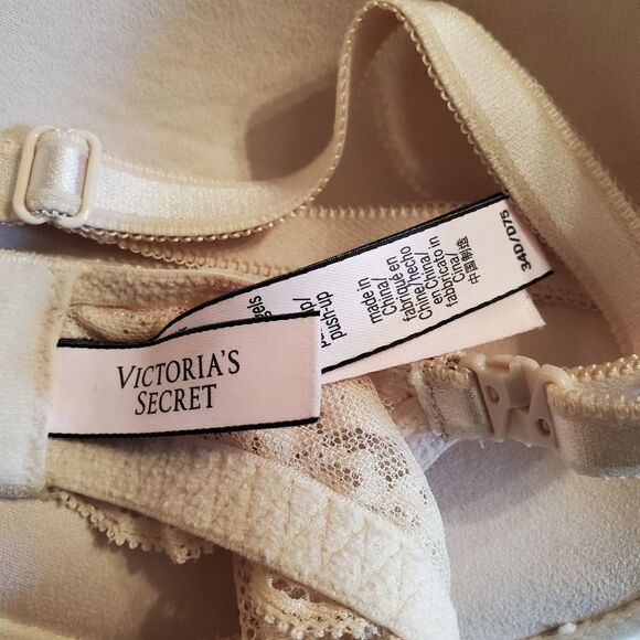 Victoria's Secret Dream Angels Push-Up Cream Bra (34D) - Picture 7 of 7